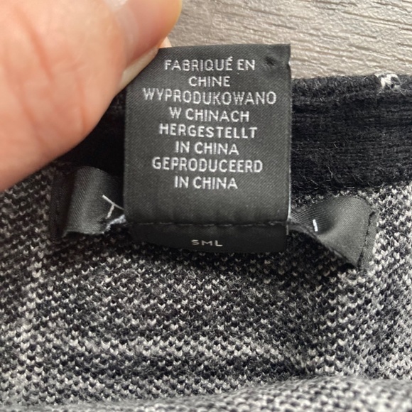 Pretty tartan/plaid sweater - Size XS - Picture 4 of 6